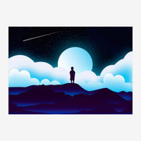 Silhouette noire d'un enfant debout sur une colline, entouré de nuages blancs et bleu ciel, face à une grande lune lumineuse.