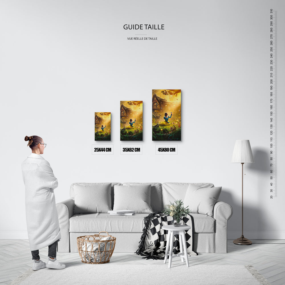 Guide des tailles : le tirage présenté dans ses 3 formats de vente, à l'échelle réelle sur un mur de salon, avec une règle en centimètres.