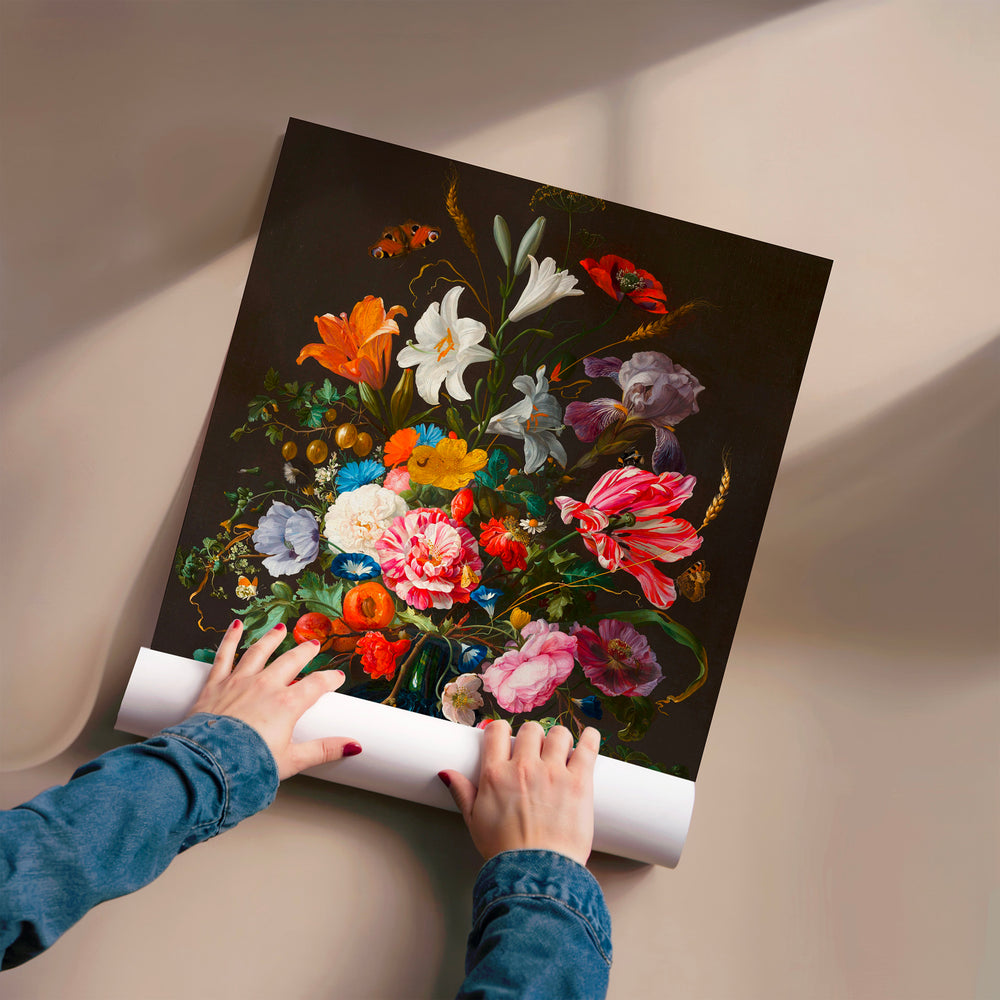 L'impression présentée en poster, sans encadrement, sur un mur neutre.