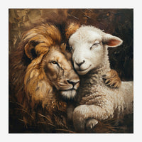 Un lion aux yeux fermés et à la crinière dorée enlace tendrement une brebis blanche aux yeux clos, sur fond brun sombre avec.