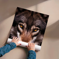L'impression présentée en poster, sans encadrement, sur un mur neutre.