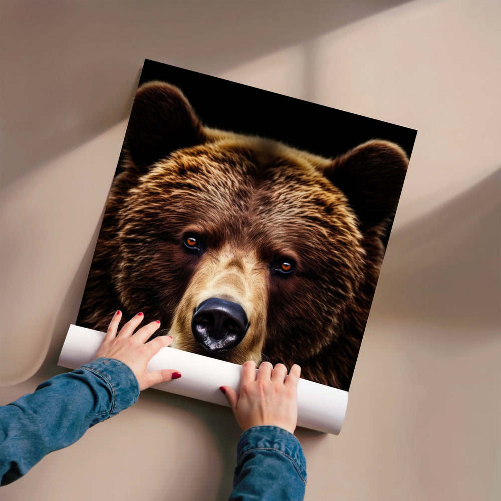 L'impression présentée en poster, sans encadrement, sur un mur neutre.