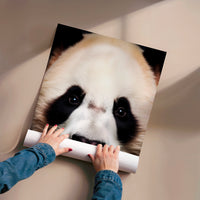 L'impression présentée en poster, sans encadrement, sur un mur neutre.