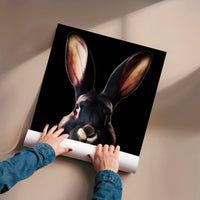 L'impression présentée en poster, sans encadrement, sur un mur neutre.