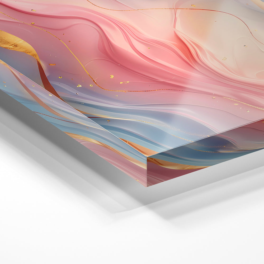 Gros plan de la matière : le tirage sous verre acrylique, tranche transparente visible.