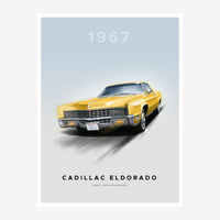 Illustration d'une voiture Cadillac jaune vue de trois-quarts, année 1967 inscrite en haut, sur fond gris-bleu clair.