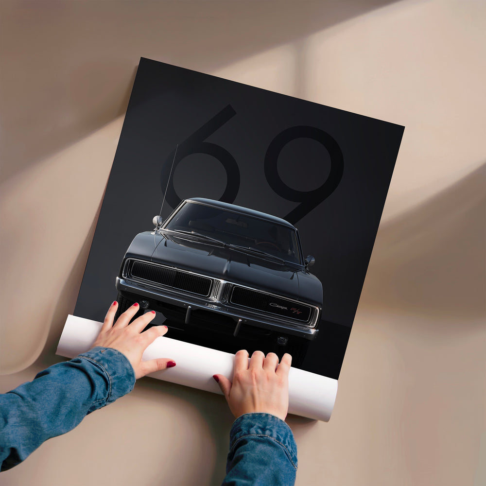 L'impression présentée en poster, sans encadrement, sur un mur neutre.