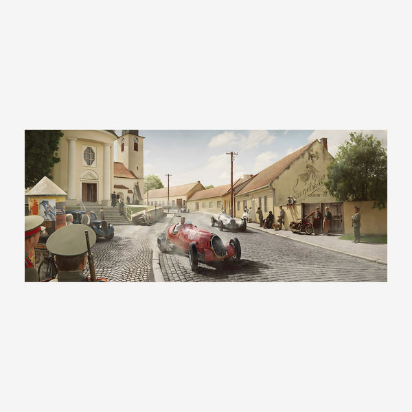 Illustration d'une rue de village avec une voiture de course rouge circulant sur des pavés, encadrée par des bâtiments.