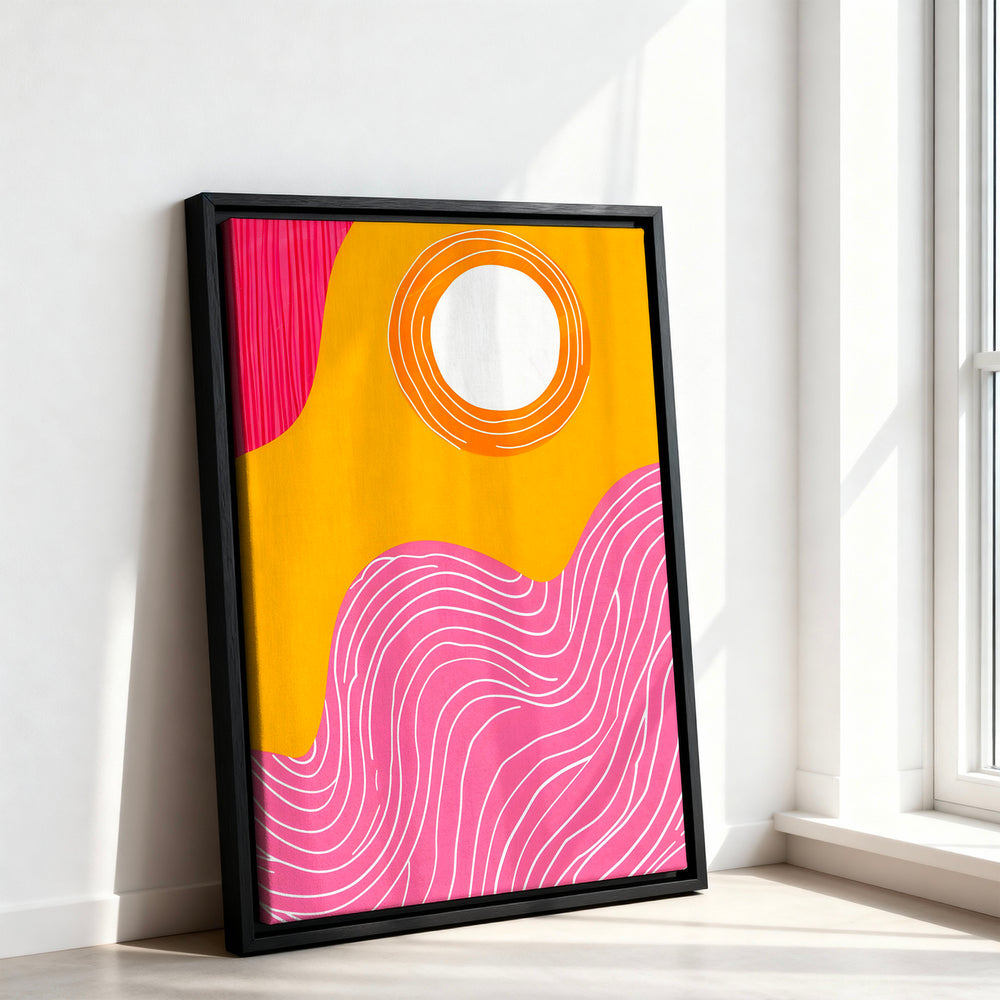 Le tableau accroché en situation dans un intérieur meublé.