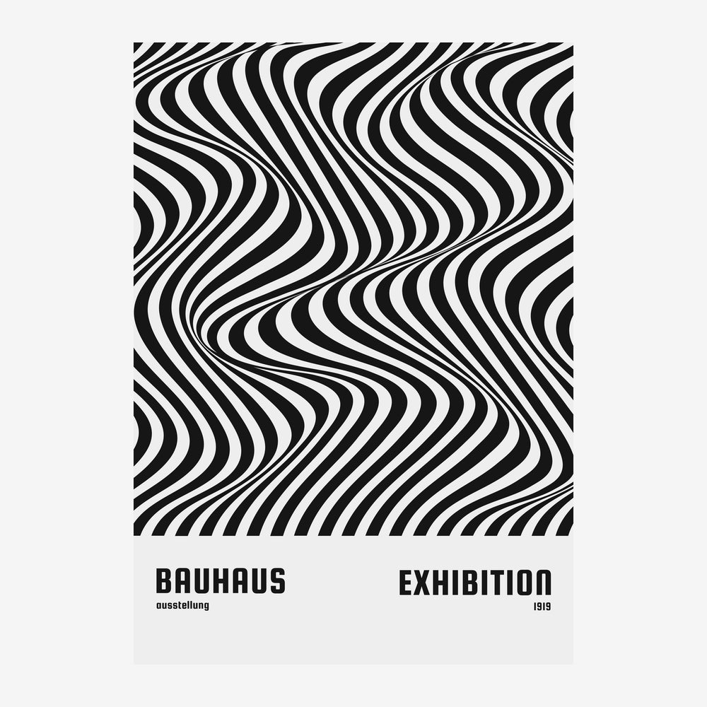 Affiche avec motif géométrique abstraite de lignes ondulantes noir et blanc, texte Bauhaus Exhibition 1919 en bas.