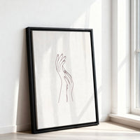 Le tableau accroché en situation dans un intérieur meublé.