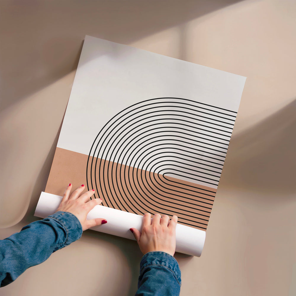 L'impression présentée en poster, sans encadrement, sur un mur neutre.
