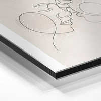 Gros plan du relief : la surépaisseur d'encre en lumière rasante sur aluminium Dibond.