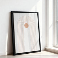 Le tableau accroché en situation dans un intérieur meublé.
