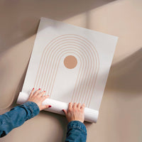 L'impression présentée en poster, sans encadrement, sur un mur neutre.