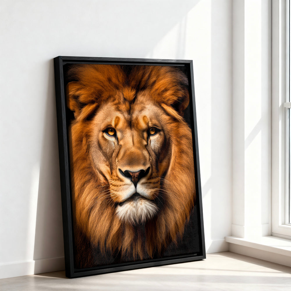 Le tableau accroché en situation dans un intérieur meublé.