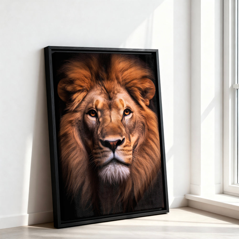 Le tableau accroché en situation dans un intérieur meublé.