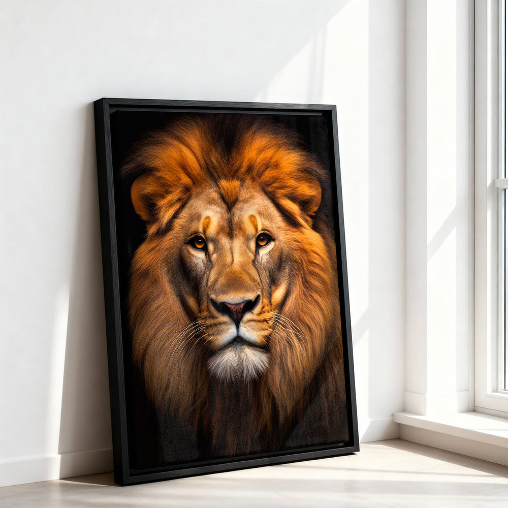Le tableau accroché en situation dans un intérieur meublé.