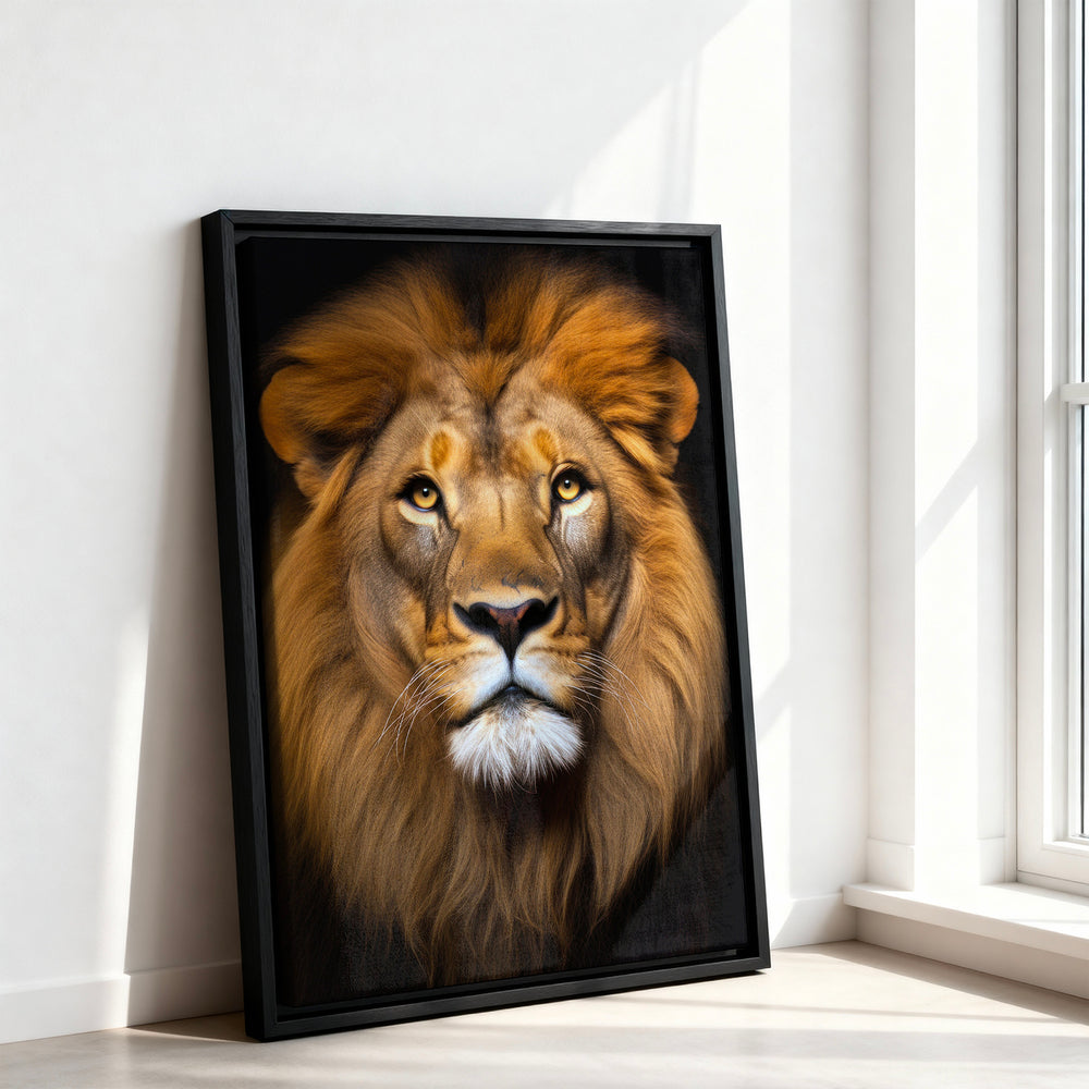Le tableau accroché en situation dans un intérieur meublé.