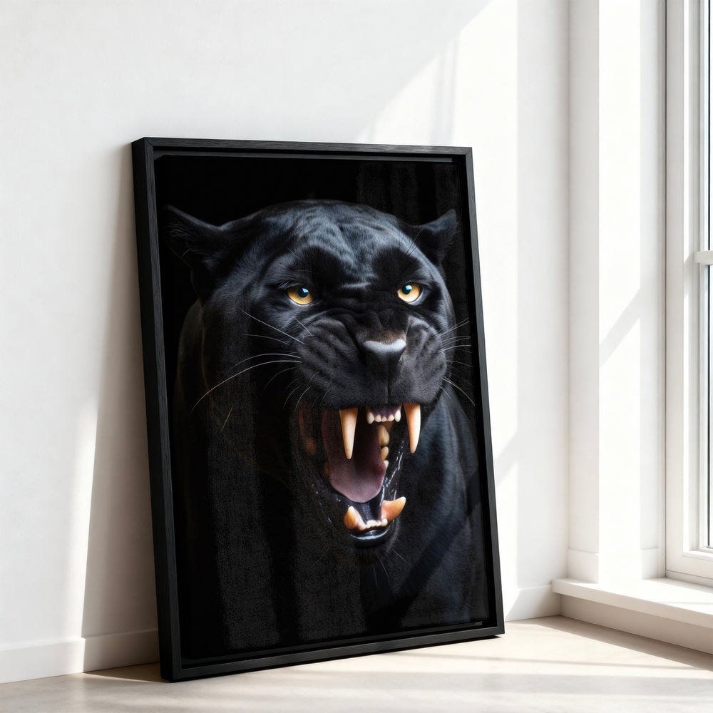 Le tableau accroché en situation dans un intérieur meublé.