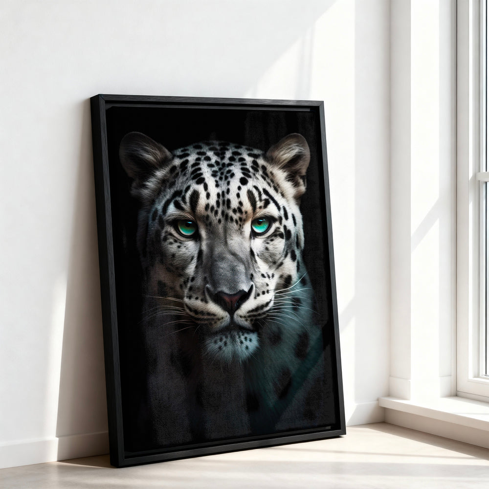 Le tableau accroché en situation dans un intérieur meublé.