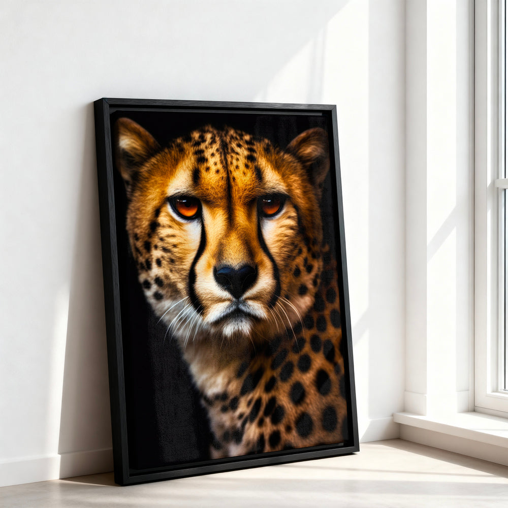 Le tableau accroché en situation dans un intérieur meublé.