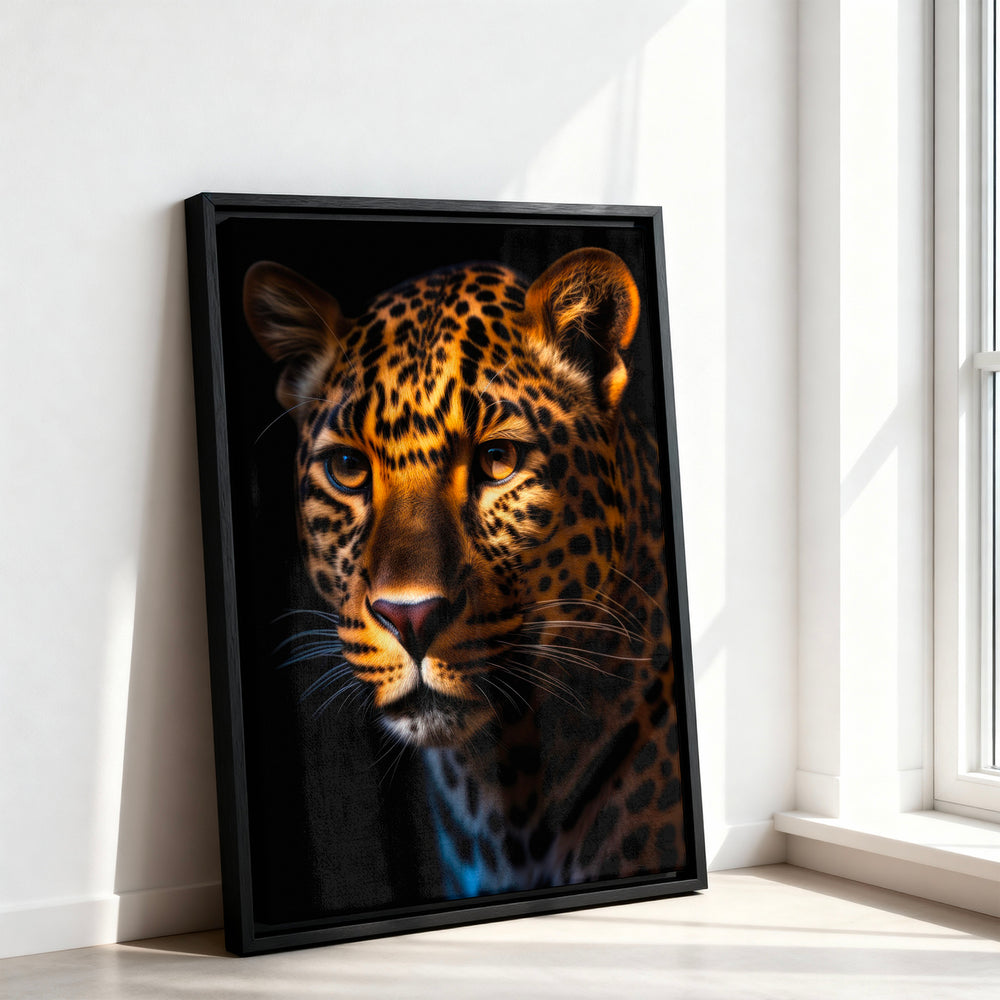 Le tableau accroché en situation dans un intérieur meublé.