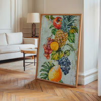 Le tableau accroché en situation dans un intérieur meublé.