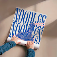 L'impression présentée en poster, sans encadrement, sur un mur neutre.