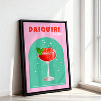 Le tableau accroché en situation dans un intérieur meublé.