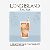 Affiche d'un verre de Long Island Iced Tea rempli de glaçons et de tranches de citron, avec une paille dorée, sur fond bleu.