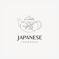 Dessin au trait d'une théière traditionnelle japonaise avec feuillage, sur fond blanc, accompagné du texte « JAPANESE.