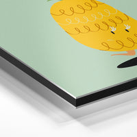 Gros plan de la matière : le tirage contrecollé sur aluminium Dibond mat, tranche visible.
