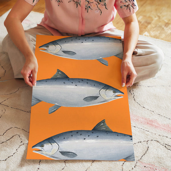 Trois poissons gris et blanc, style pop art ocre — Poster HP mat