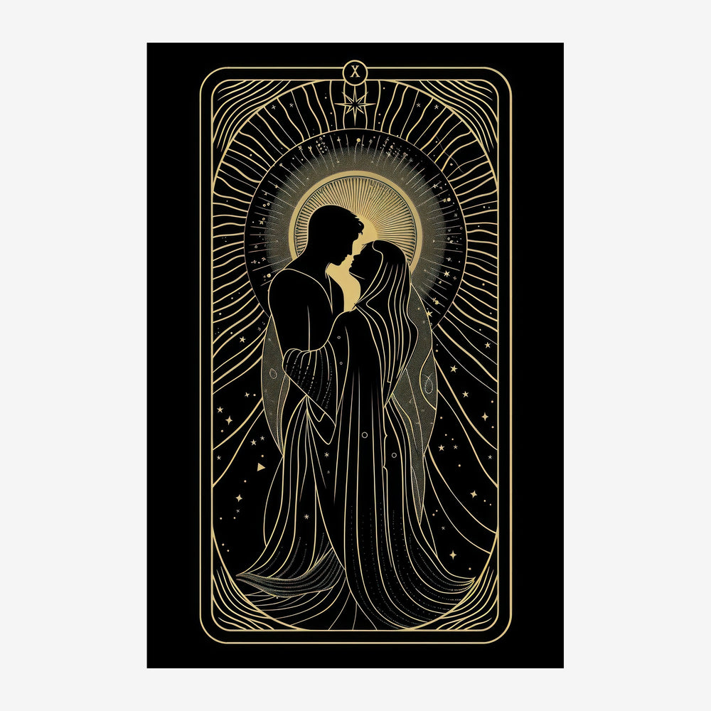 Affiche rectangulaire vertical en noir et or montrant deux silhouettes de personnes enlacées, entourées de motifs radiants.