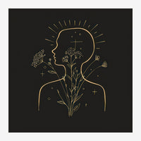 Silhouette de profil d'une tête humaine avec un tracé doré contenant un bouquet floral, sur fond noir, avec un soleil.