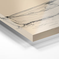 Gros plan de la matière : le tirage sous verre acrylique, tranche transparente visible.