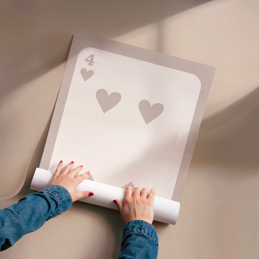 L'impression présentée en poster, sans encadrement, sur un mur neutre.
