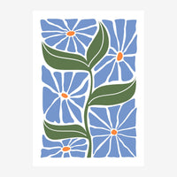 Composition minimaliste de cinq fleurs aux pétales bleus et cœurs orange, reliées par des tiges et feuilles vertes, sur fond.