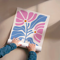 L'impression présentée en poster, sans encadrement, sur un mur neutre.