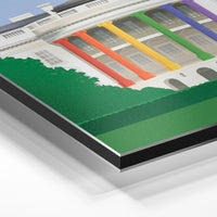 Gros plan de la matière : le tirage contrecollé sur aluminium Dibond mat, tranche visible.
