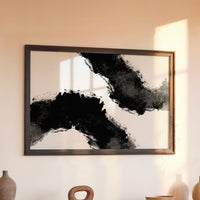 Le tableau accroché en situation dans un intérieur meublé.