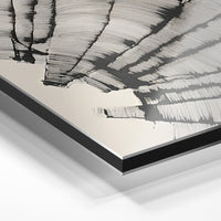 Gros plan du relief : la surépaisseur d'encre en lumière rasante sur aluminium Dibond.