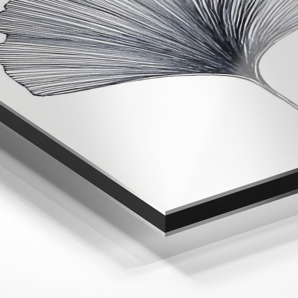Gros plan du relief : la surépaisseur d'encre en lumière rasante sur aluminium Dibond.