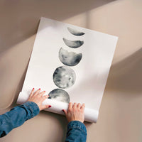 L'impression présentée en poster, sans encadrement, sur un mur neutre.