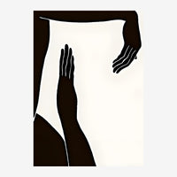 Silhouette féminine en noir et blanc sur fond beige, aux formes géométriques épurées et aux mains finement dessinées.