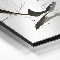 Gros plan du relief : la surépaisseur d'encre en lumière rasante sur aluminium Dibond.