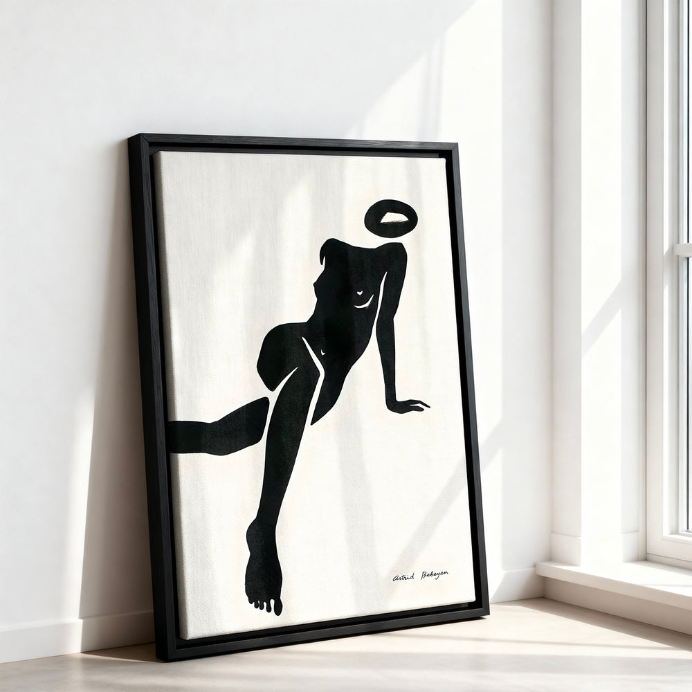 Le tableau accroché en situation dans un intérieur meublé.