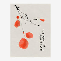 Une branche ornée de fleurs rouges-orangées en forme de lanternes, avec des oiseaux noirs volant parmi les tiges fines, sur.