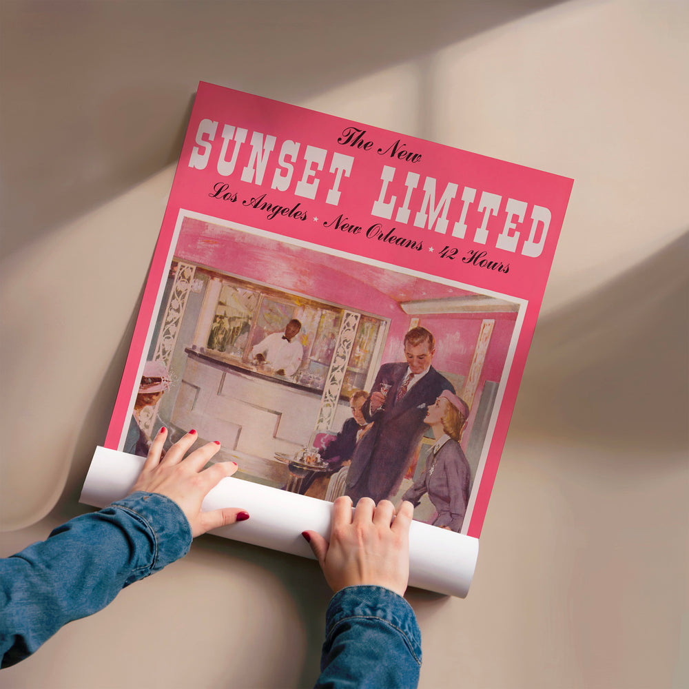 L'impression présentée en poster, sans encadrement, sur un mur neutre.